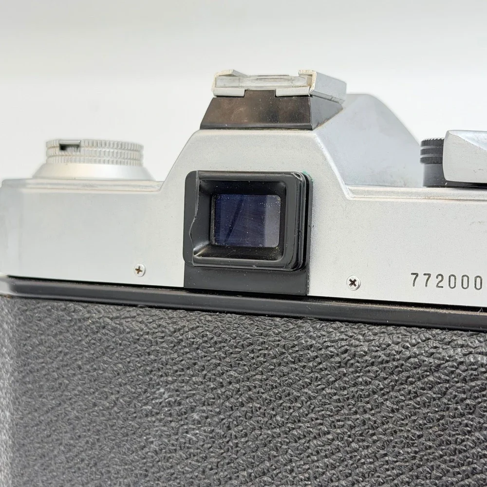 Cosina 4000S 35mm SLR Film Camera with Cosinon Auto 35mm f2.8 Lens Made in Japan